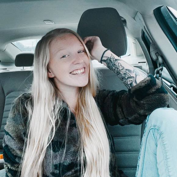 Meet your Posher, Rylee - Picture 1 of 1